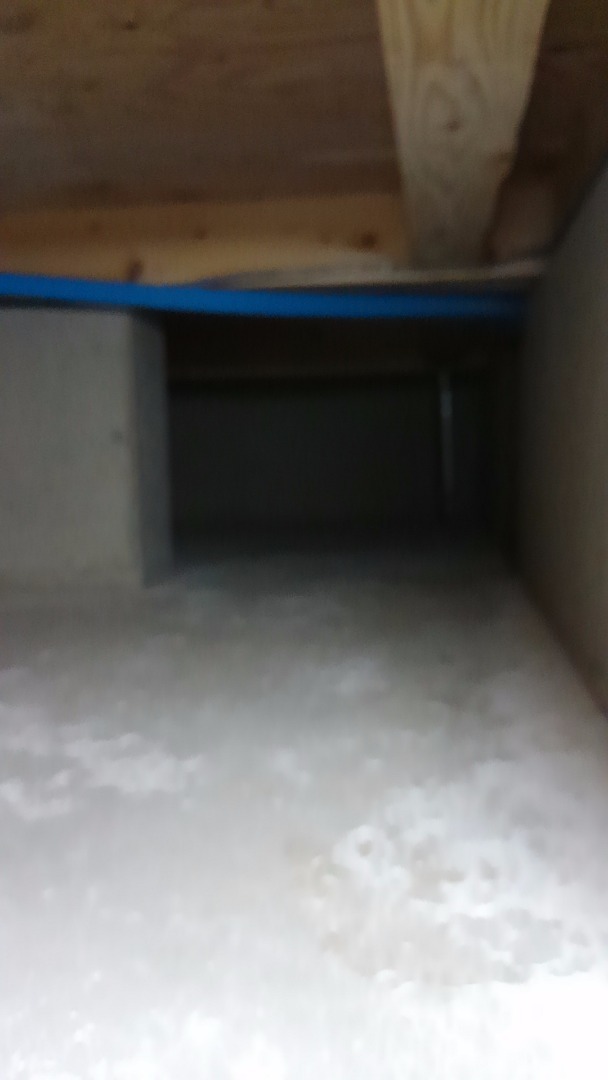 入居後初のロボット掃除機投入 床下のゴミ 福井で良い家を建てる